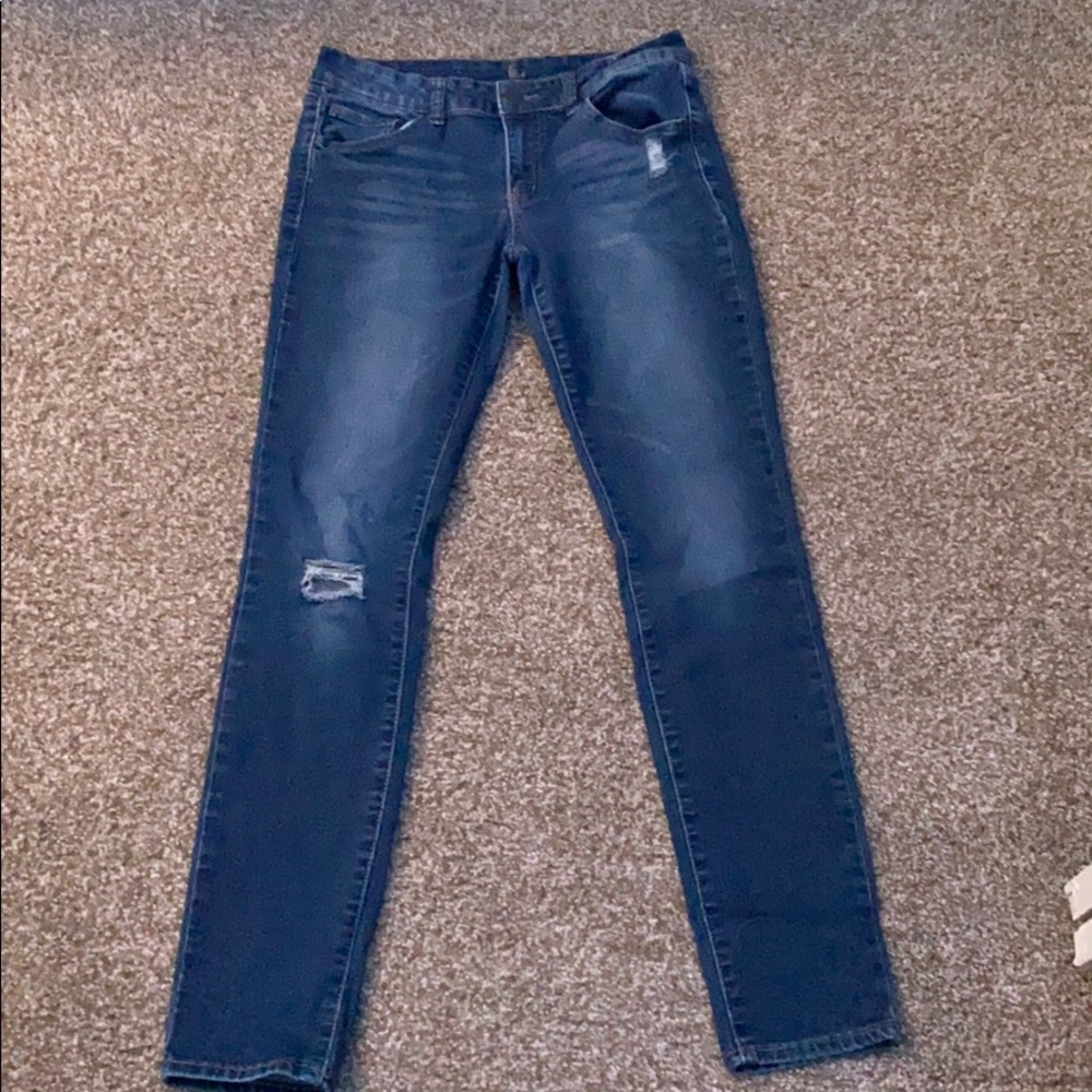 Junior size 7 jeans
